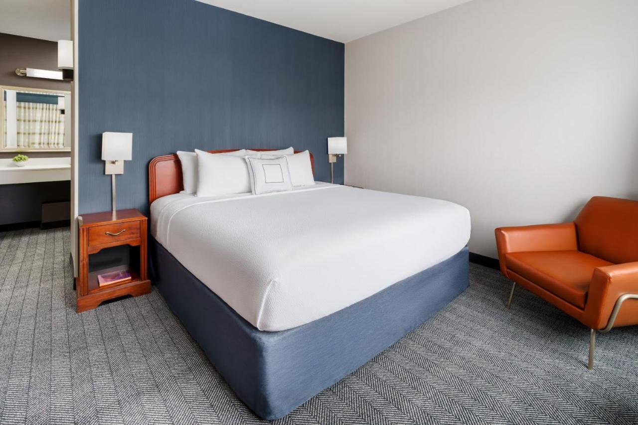 Courtyard By Marriott Sacramento Folsom Hotel Bagian luar foto