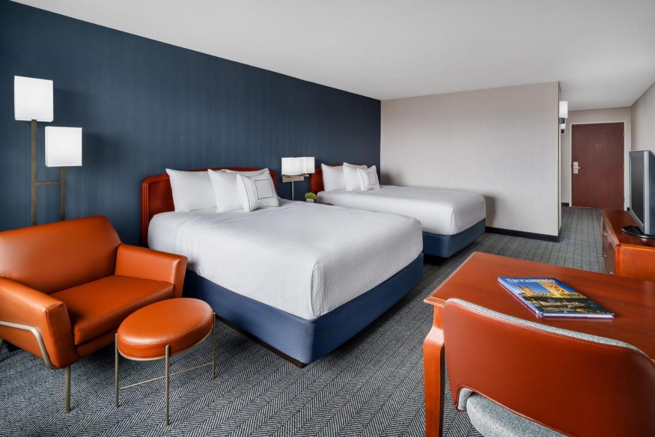 Courtyard By Marriott Sacramento Folsom Hotel Bagian luar foto
