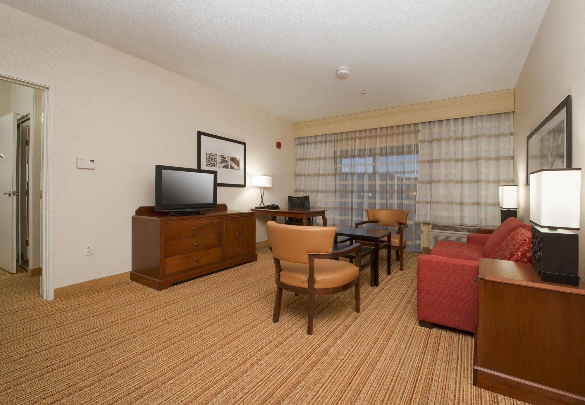Courtyard By Marriott Sacramento Folsom Hotel Bagian luar foto